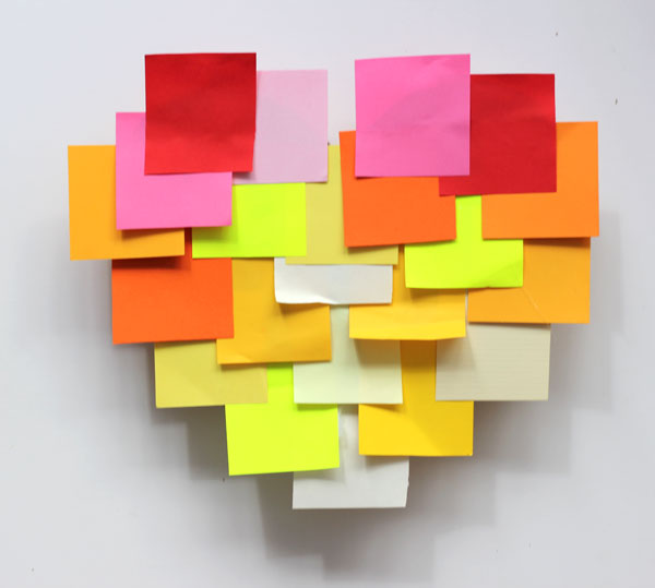 DIY: How to make a post-it heart pinata - Brooklyn Bride - Modern Wedding  Blog