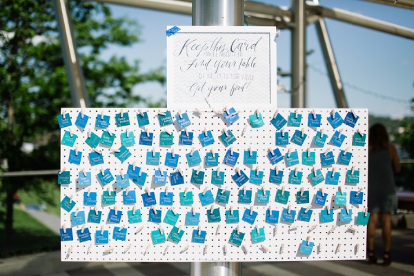 shades of blue escort card display