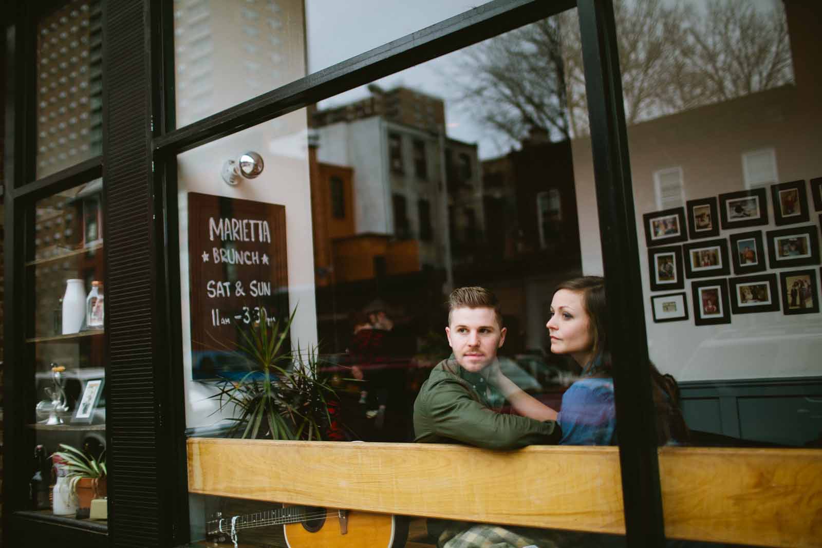 Engagement shoot: Lauren + Dave - Brooklyn Bride - Modern Wedding Blog
