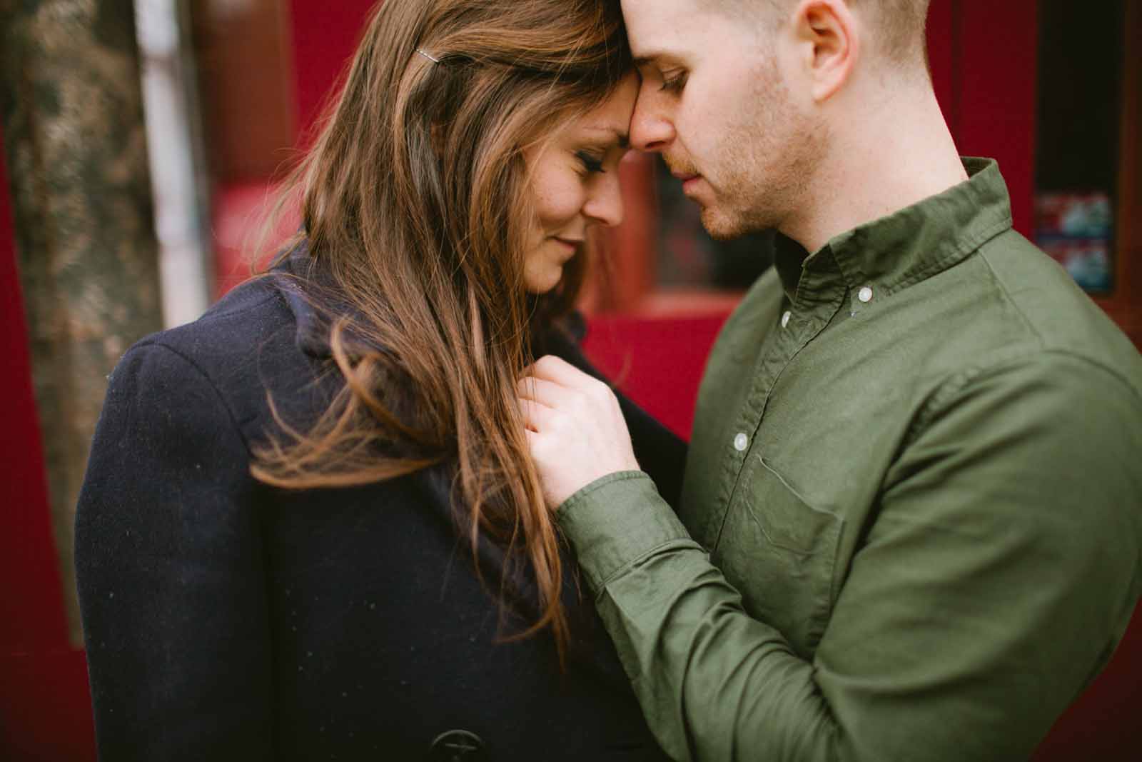 Engagement shoot: Lauren + Dave - Brooklyn Bride - Modern Wedding Blog