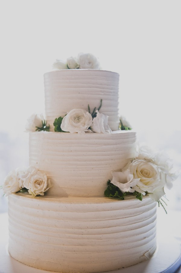 buttercream cake with fresh flowers