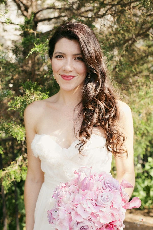 bride with pink bouquet