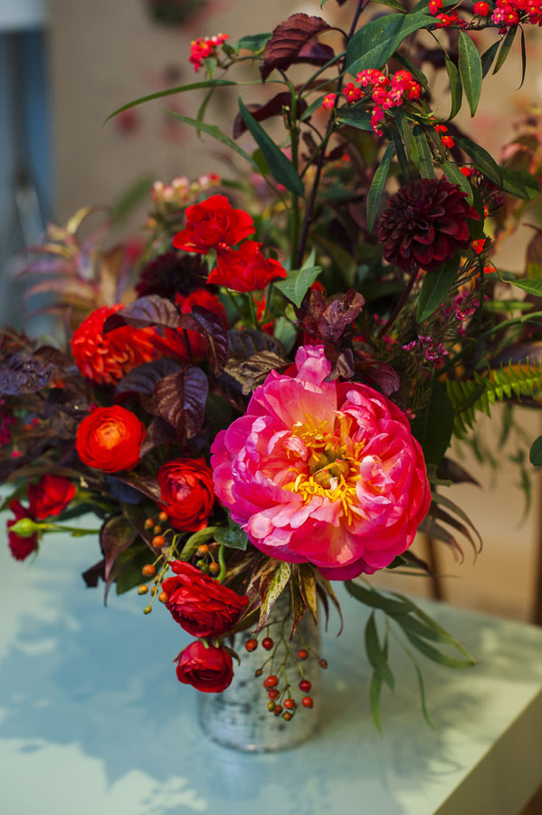 red and pink centerpiece