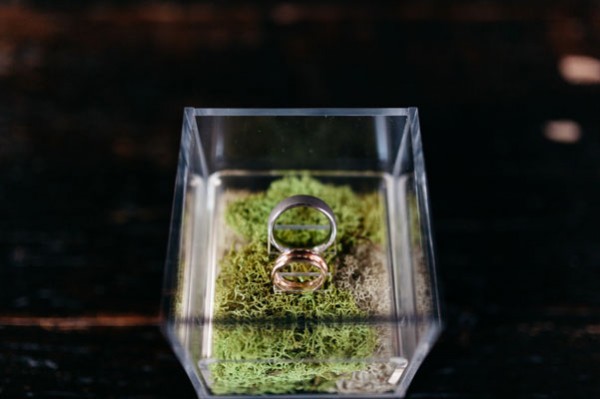 moss ring box