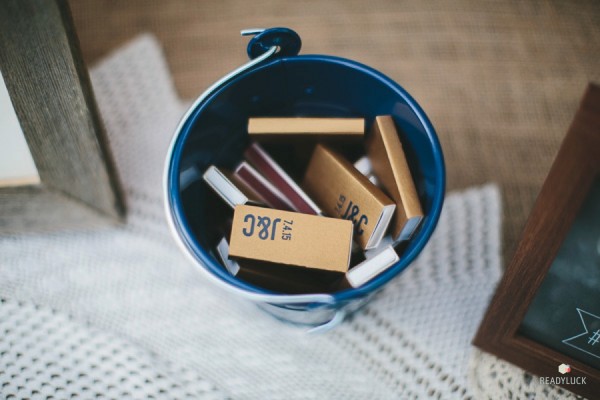 matchbook favors