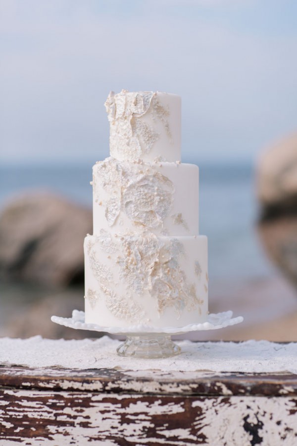 beach inspired wedding cake