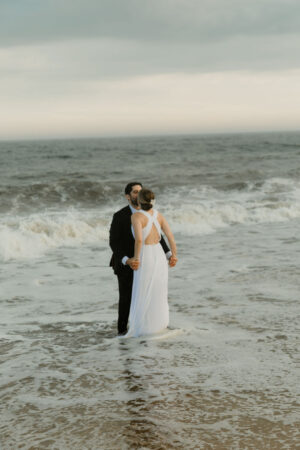 beach elopement-Marilyn Lamanna Photography-17