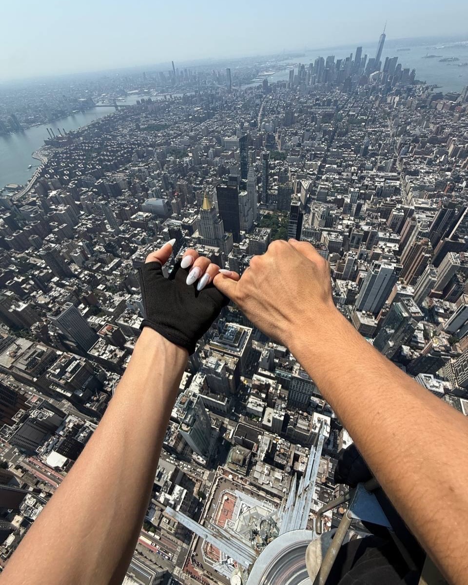 Empire State Building Proposal: When Engagements Become Content | Brooklyn Bride